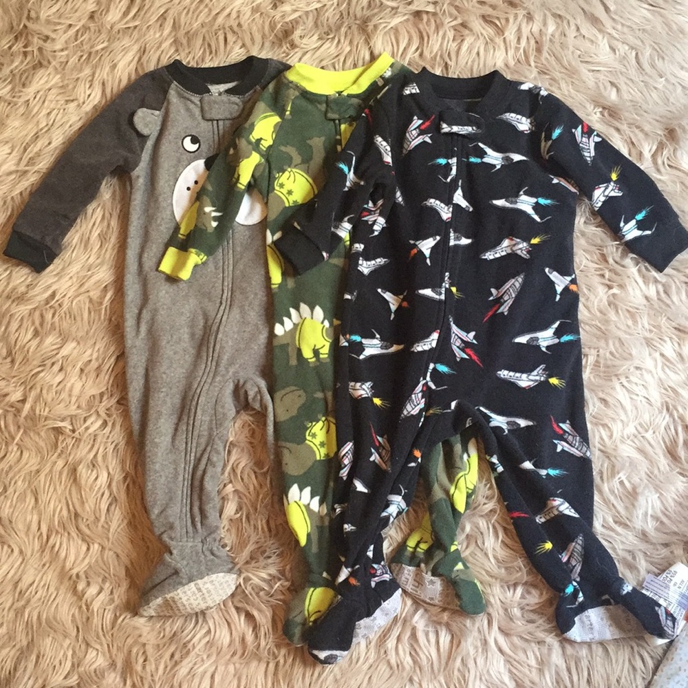 🖤 Carters Fleece Footed Pajamas